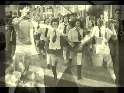 t.A.T.u - Smiles ... Yulia and lena