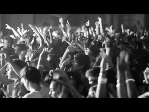 DESTRONICS - My Life is a Jukebox (Live)