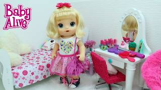 OLIVIA SE ARRUMANDO PARA A FESTA NA CASA DA AMIGA