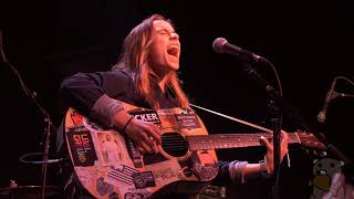 Julien Baker - Rejoice [4K] (live @ Rough Trade 10/30/17)
