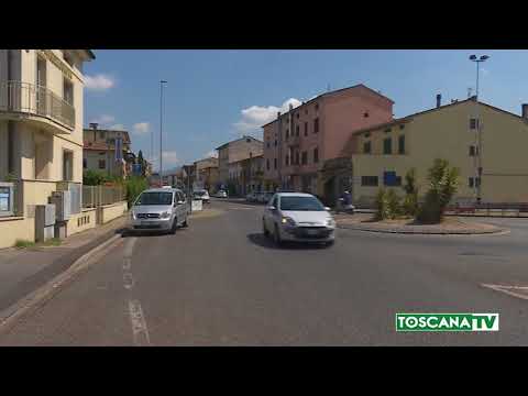 2018-08-30 PRATO - PUNTA PISTOLA PER RAPINARLO DELL'AUTO, ARRESTATO