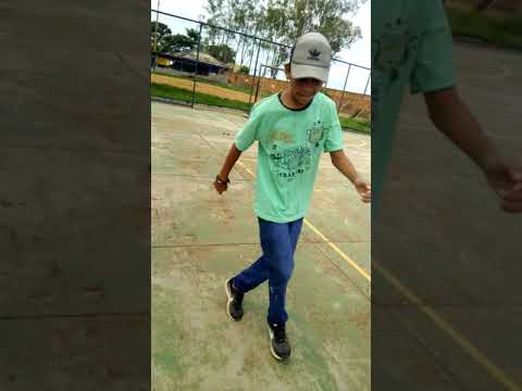 Mc Bomba, Mc Gw e Mc Flavinho - Soca Soca (Dj Dn e Dj Max)