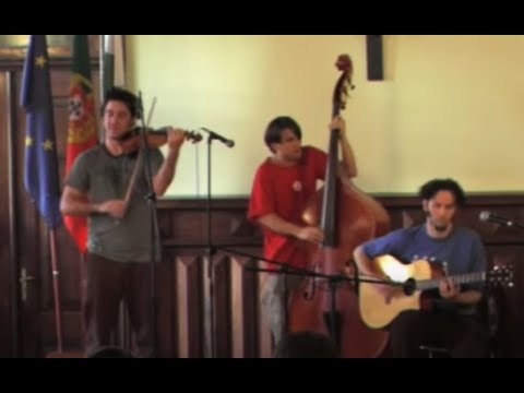 Estradasphere Trio - The Return (Unplugged)