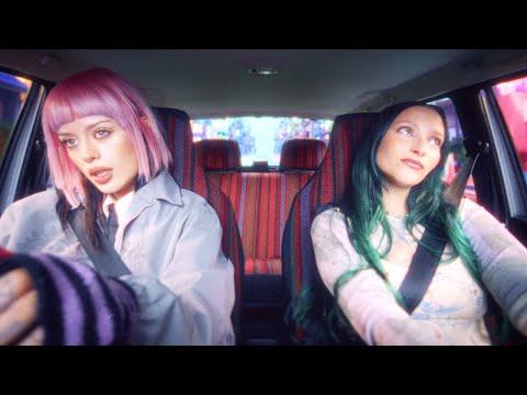 Alissic w Au/Ra - MOONBEANS (Official Music Video)