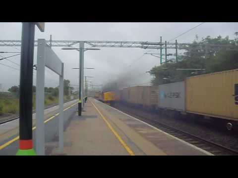 (HD) DBS 37401 Runs Light through Acton Bridge!