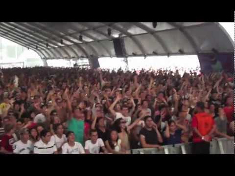 KILLER ON THE DANCEFLOOR @ LOLLAPALOOZA 2012 (PERRY STAGE)