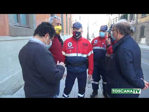 2020-10-20 PISTOIA - COVID, VOLONTARI DAVANTI ALLE  SCUOLE