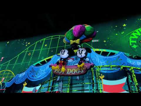 FRONT CAR POV Mickey & Minnie’s Runaway Railway - Disney’s Hollywood Studios