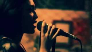 Mahal - Andrea [Official Music Video]