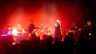 Flotation Toy Warning présente Popstar Researching Oblivion au Café de la Danse le 23/10/11