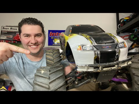A T-Maxx with the Rare Traxxas 2.5R racing Engine - Lets Check it out - NitroGang LIVE Stream