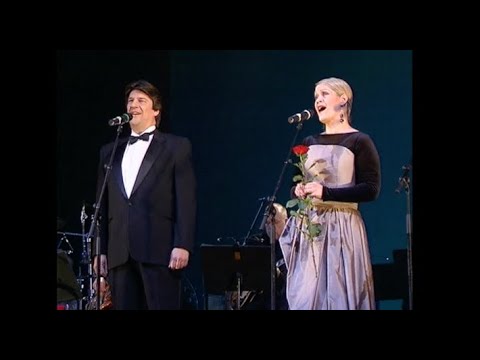 Mazu brīdi pirms - Kristīne Zadovska un Ingus Pētersons