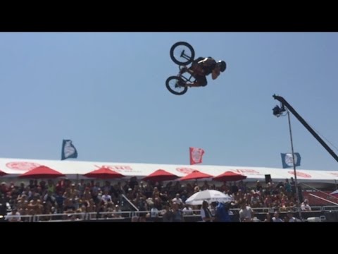 4 CRAZY DAYS AT THE VANS US OPEN! BMX, BABES, BEERS | 2016