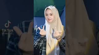 Download lagu tik tok hijab cantik #short mp3