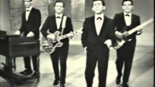 Frankie Valli and The Four Seasons - Big Girls Don't Cry