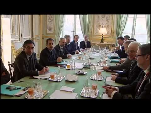 Was macht Merkel  - Angela Merkel in der Eurokrise - Dokumentation