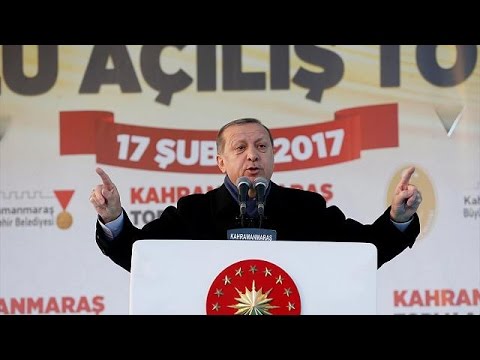 إردوغان يبدأ حملته للاستفتاء حول "النظام الرئاسي"
