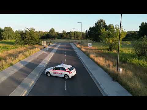 Zawracanie na trzy (zadanie egzaminacyjne)