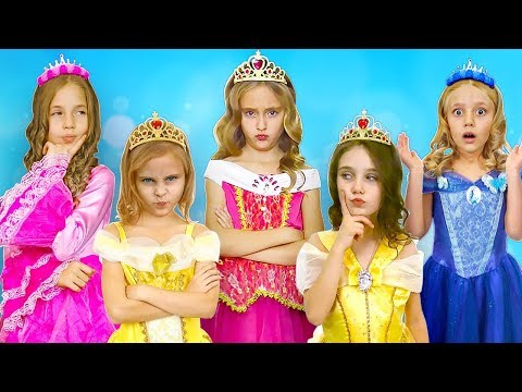 Sasha and friends play princesses