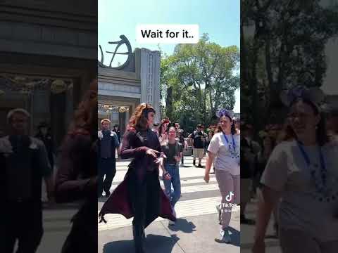 The Scarlet Witch remembers me at Avengers Campus! 🥹