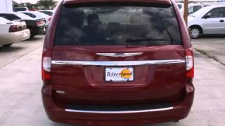 preview picture of video 'Preowned 2013 Chrysler Town Country Baton Rouge LA'