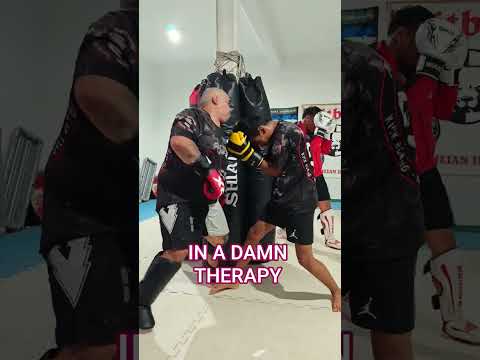 UN POCO DE THERAPY IN PITBULL GYM JUNÍN DE LOS ANDES