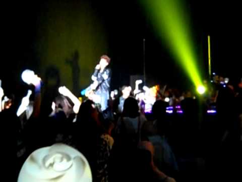 Beautiful Show Singapore - Beautiful 120303 (fancam)