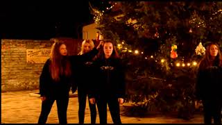 Kulisszák mögött..