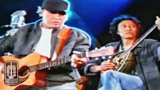 Download lagu Iwan Fals - Ikan - Ikan mp3 Download lagu Iwan Fals - Ikan - Ikan mp3