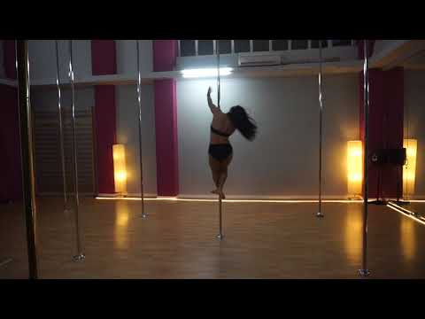 Pole Flow Dancing to RyanDan