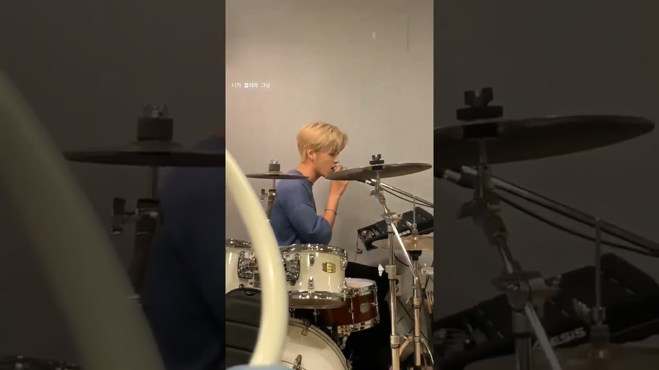 Hajoon sing ILYSB - Woosung's Instagram