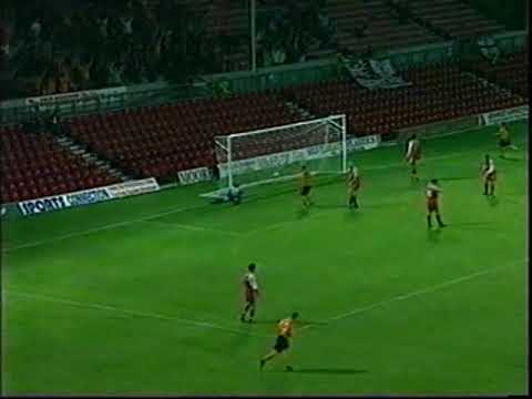 2001/02 Season: Wrexham 1-3 Hull City (League Cup 1st Round)