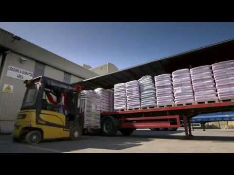 download lagu mp3 mp4 Red Mills, download lagu Red Mills gratis, unduh video klip Red Mills