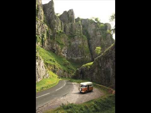 Soothe (Prisoners Of Technology Dub) - Furry Phreaks Feat. Terra Deva - The Mickey Finn