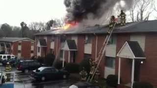 preview picture of video 'Chapel Hill, NC Apartment Fire (Jan 28, 2013) - FireNews.net'