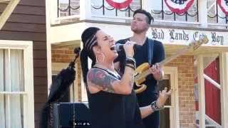 Kat Perkins: &#39;Chandelier&#39;