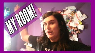 ROOM TOUR!