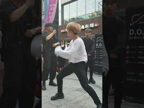 Taeyeong DOB - Cam Focus - Slow Motion dancing on Love shot