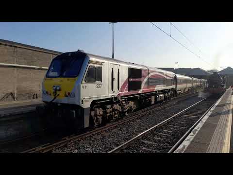 077 On the RPSI Cravens , No.85 Merlin , 8 Car IE 29000 Class DMU & 9001 + 227 At Dublin Connolly