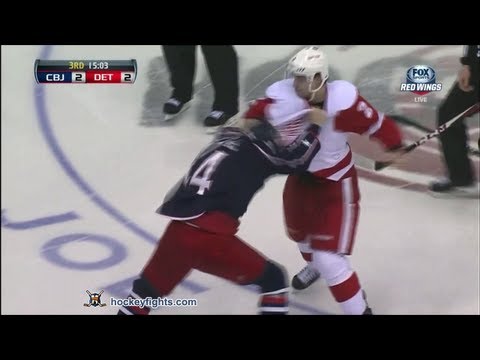 Derek MacKenzie vs Brendan Smith Mar 10, 2013