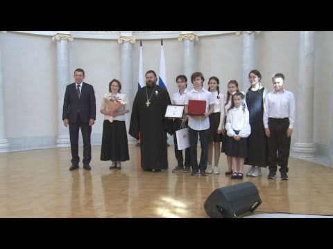 В семье священника 7 детей и 2 ордена