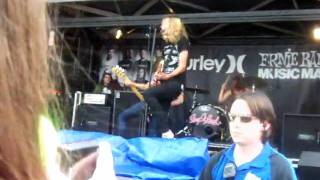 Bite Your Lip- Sing It Loud 7.29.2009