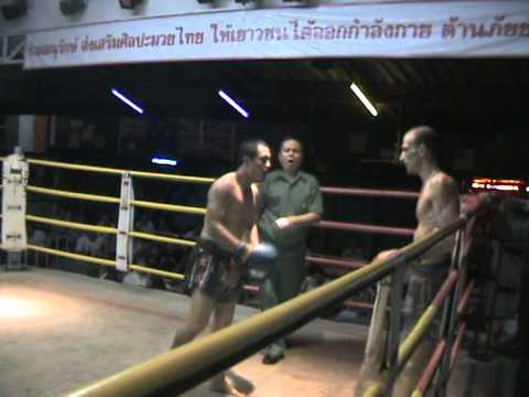 Hakan MoMo Cete vs Narongmai - Fight in Chiang Mai Round 3