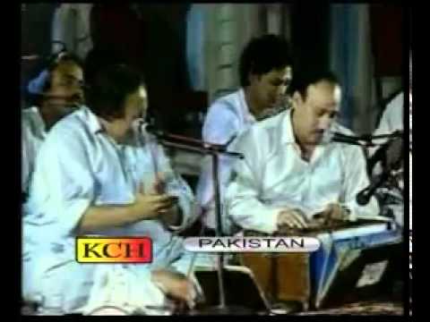Nusrat Fateh Ali Khan - Must Nazron Se Allah Bachaye - YouTube_2.flv