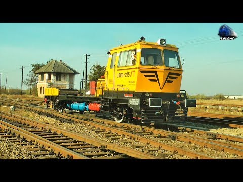 UAM215 021 la Manevră/Shunting in Gara Episcopia Bihor Station - 13 November 2018