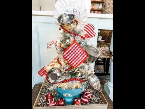 HOW TO| Decorate a mini kitchen Christmas Tree