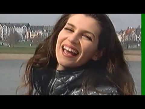 Leonora Jakupi- videoklipi i parë 1996!
