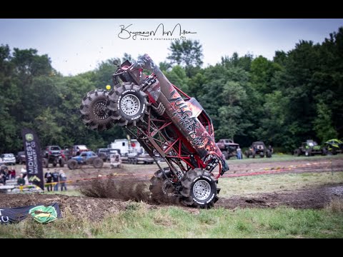 Vulgar Display mega truck : Aitkin race - front endo