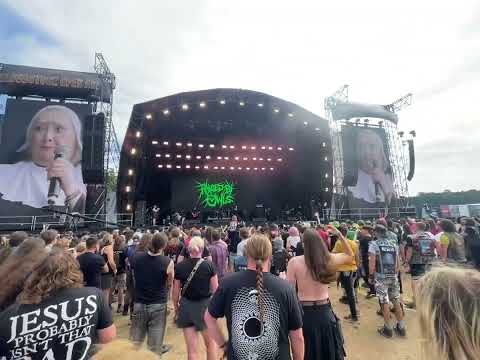 Raised by Owls - Sam presenting his mum @ Bloodstock 2024 #raisedbyowls #bloodstock #samsmum