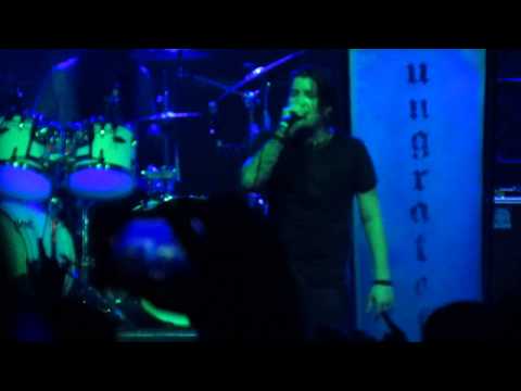 Live Fast Die Beautiful video